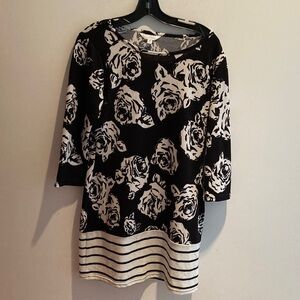 Floral Black and White Women's Top